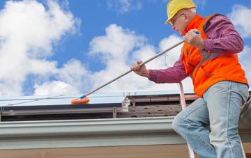 Glasdrumman soft wash roof cleaning